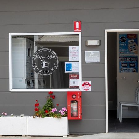 Petrie Mill Motel Экстерьер фото